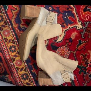 Seychelle leather bootie